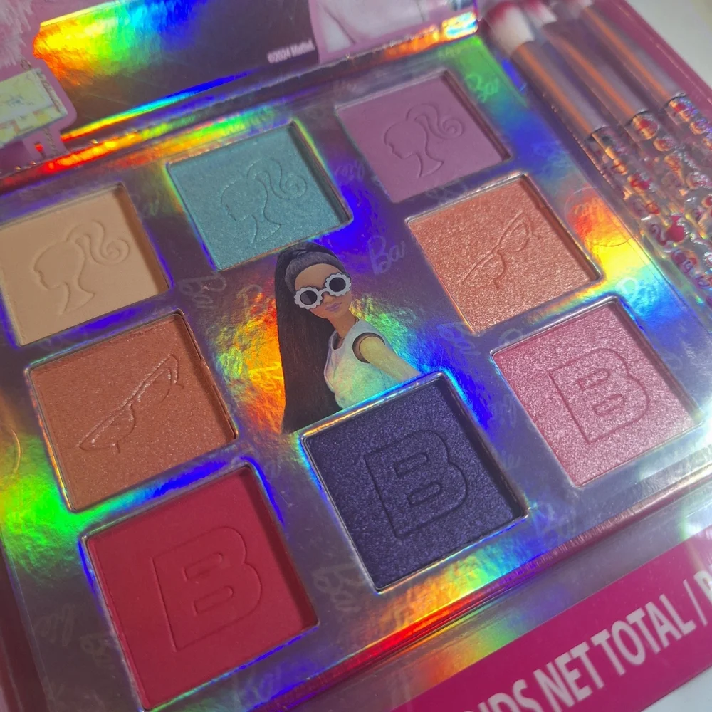 NEW Barbie Townley Eyeshadow Palette with Mirror 3 Piece Makeup Brush Set